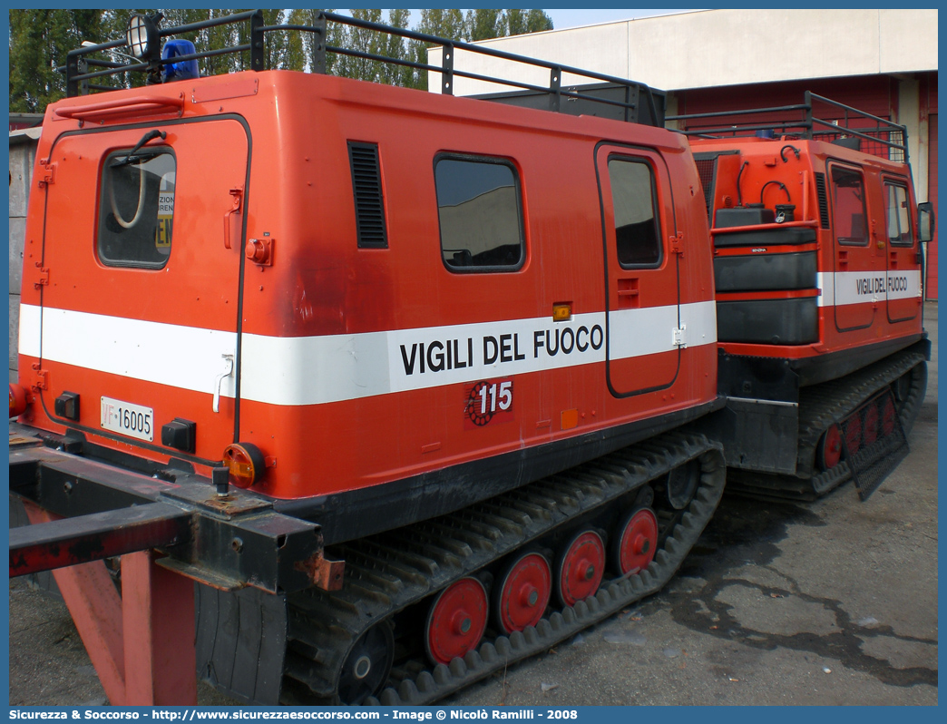 VF 16005
Corpo Nazionale Vigili del Fuoco
Veicoli per Interventi in Ambiente Ostile
Hagglund & Soner Bandvagn 206

Parole chiave: V.F.;VVF;V.V.F.;Corpo;Nazionale;Vigili del Fuoco;Vigili;Fuoco;Ambiente;Ostile;Hagglund;Soner;Bandvagn;206;16005