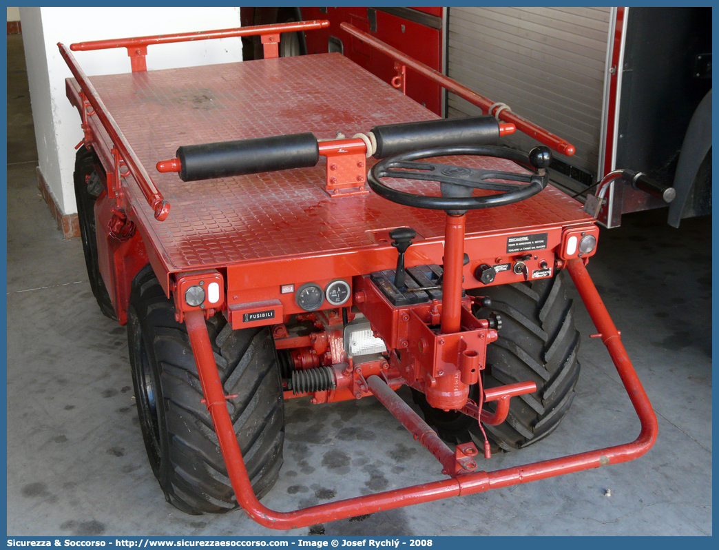 -
Corpo Nazionale Vigili del Fuoco
Veicoli per Interventi in Ambiente Ostile
Motocarrello Fresia F18 4x4
Parole chiave: VF;V.F.;VVF;V.V.F.;Corpo;Nazionale;Vigili del Fuoco;Vigili;Fuoco;Ambiente;Ostile;Motocarrello;Fresia;F18;4x4