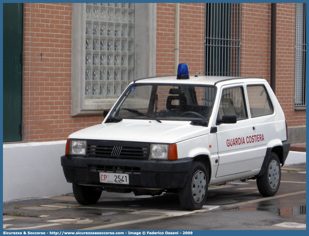 CP 2541
Corpo delle Capitanerie di Porto
Guardia Costiera 
Fiat Panda II serie     
Parole chiave: GC;G.C.;CP;C.P.;Guardia;Costiera;Capitaneria;Capitanerie;di;Porto;Fiat;Panda