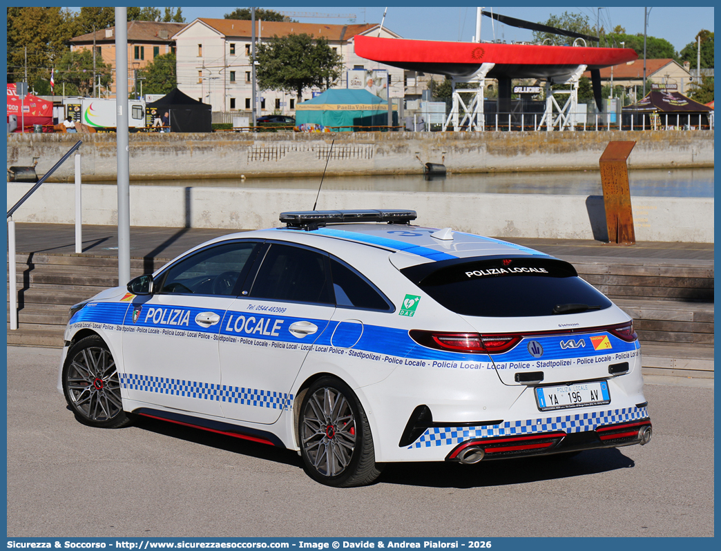 Polizia Locale YA196AV
Polizia Locale
Comune di Ravenna
Kia ProCeed GT I serie restyling
Allestitore Bertazzoni S.r.l.
Parole chiave: Polizia;Locale;Municipale;Ravenna;Kia;Pro;Ceed;Bertazzoni;YA196AV;YA 196 AV