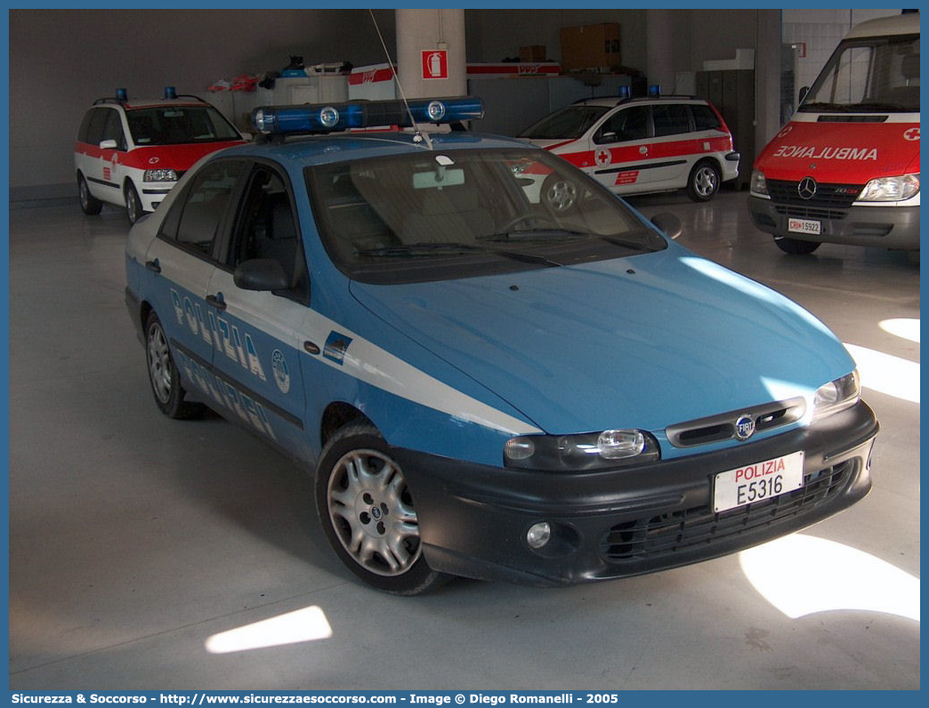 Polizia E5316
Polizia di Stato
Questura di Bolzano
Squadra Volante
Fiat Marea
Parole chiave: PS;P.S.;Polizia;di;Stato;Squadra;Volante;Questura;Bolzano;Fiat;Marea